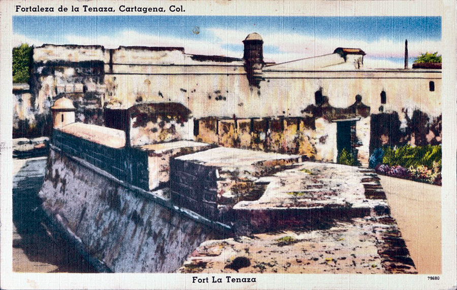 Postal de Cartagena de Indias en la que se retrata la fortaleza de la Tenaza.